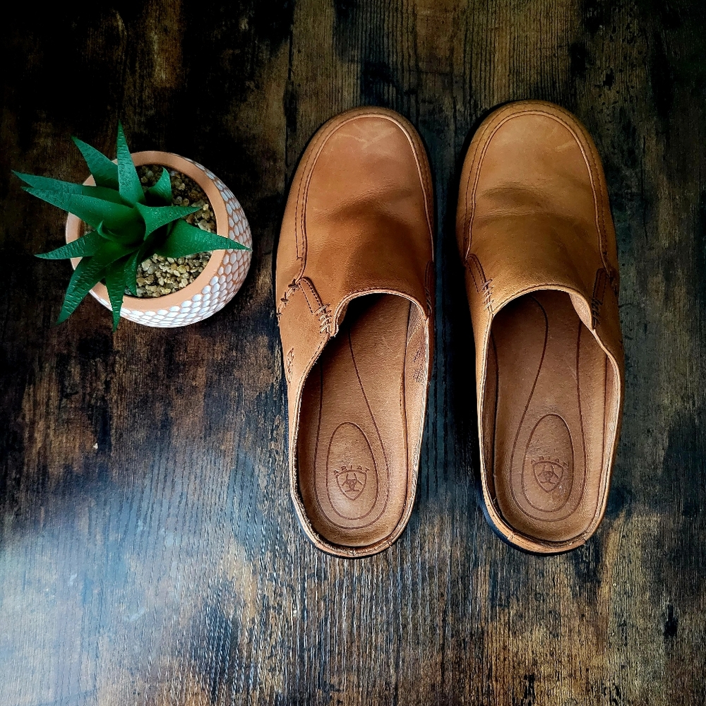 Ariat clogs